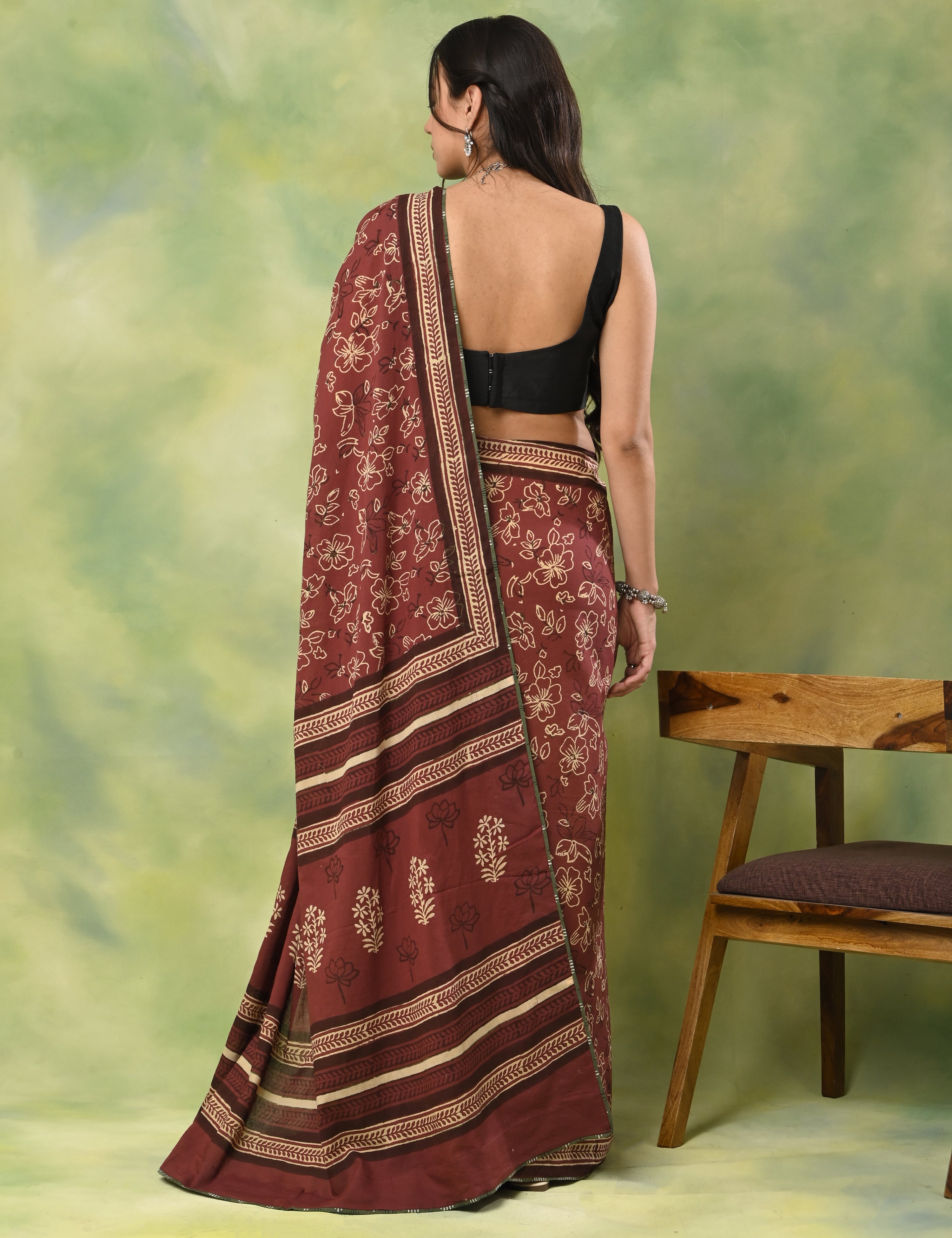 Mel Jol Burgundy Dabu Saree