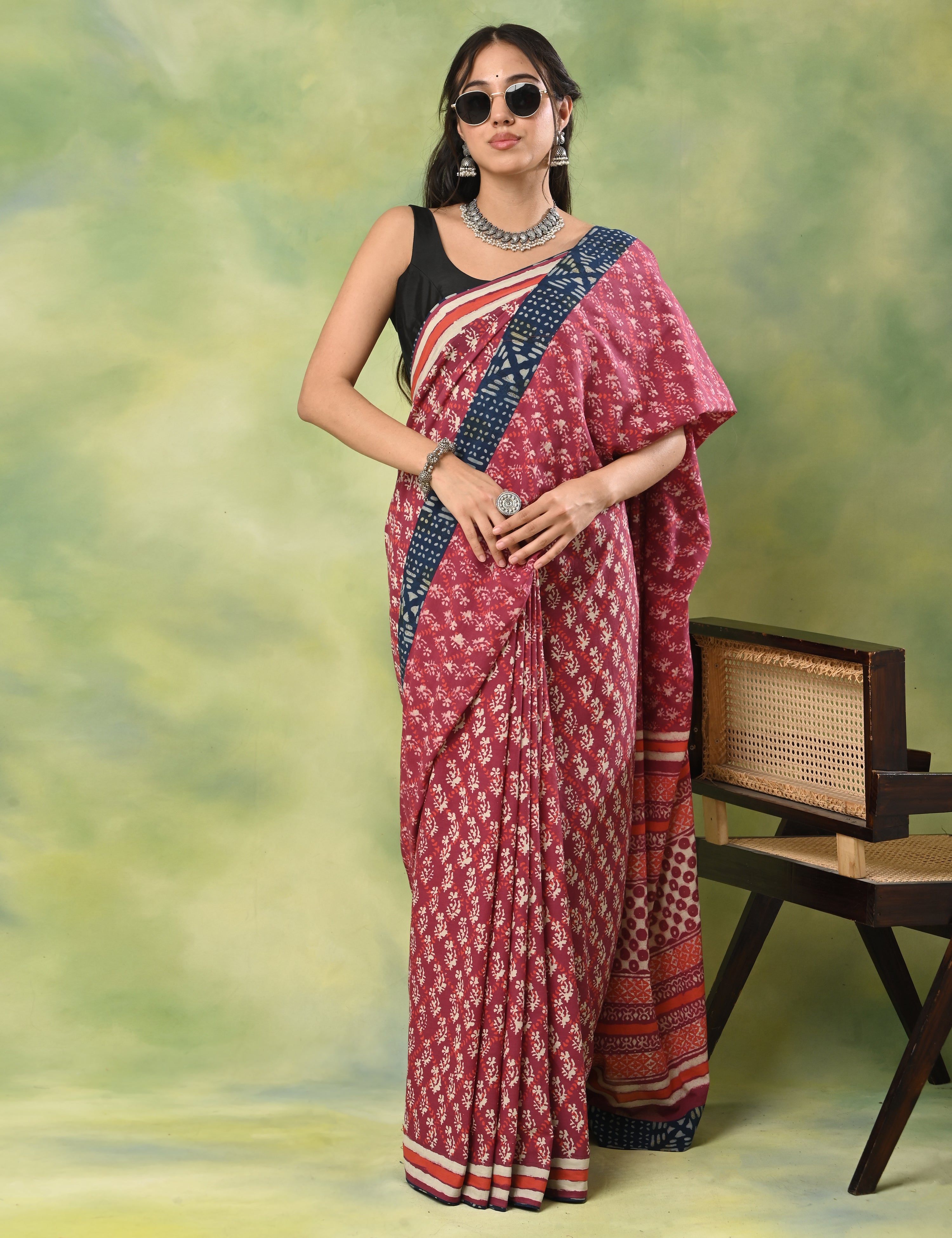 Mel Jol Magenta Dabu Saree