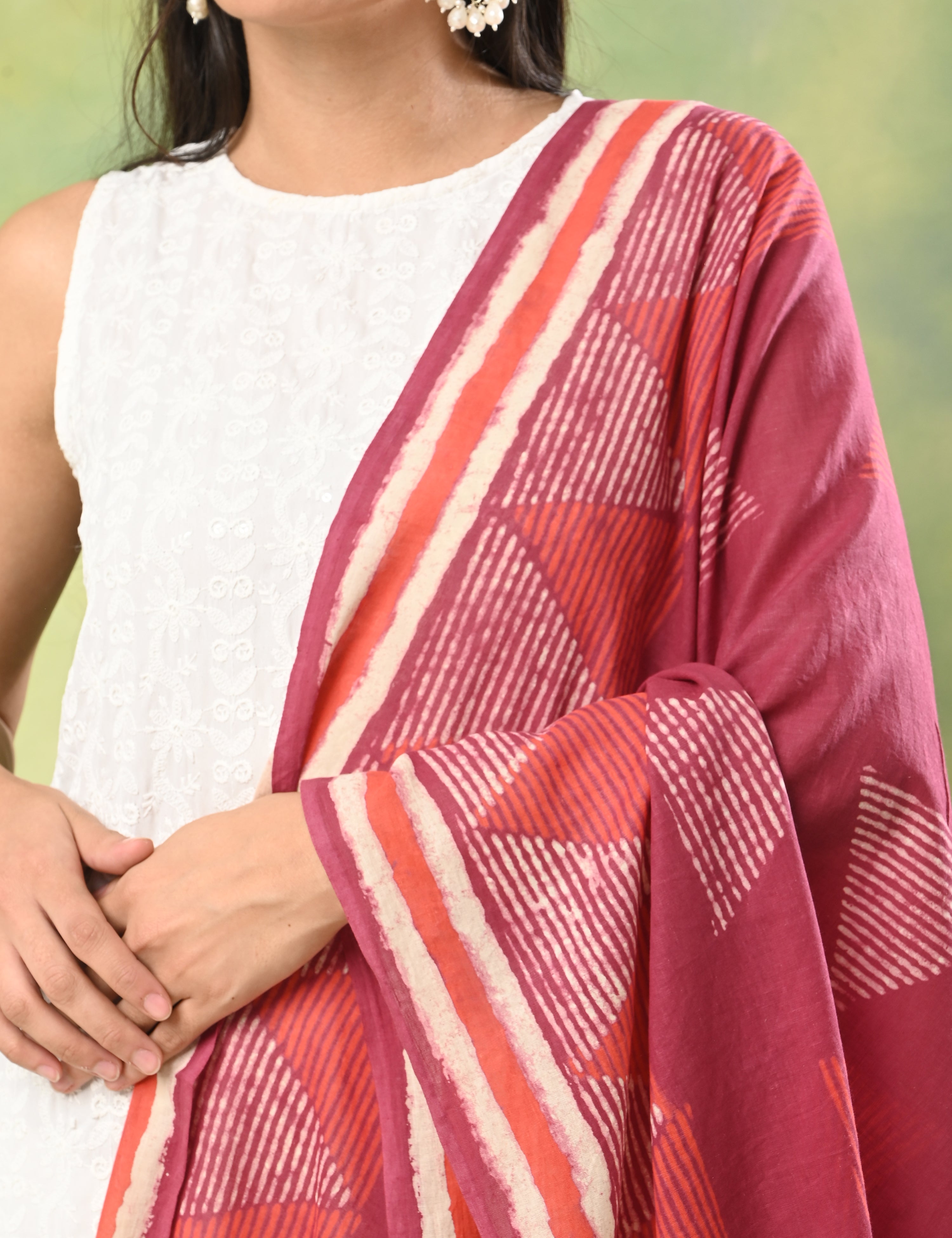 Trayas Magenta Dabu Dupatta