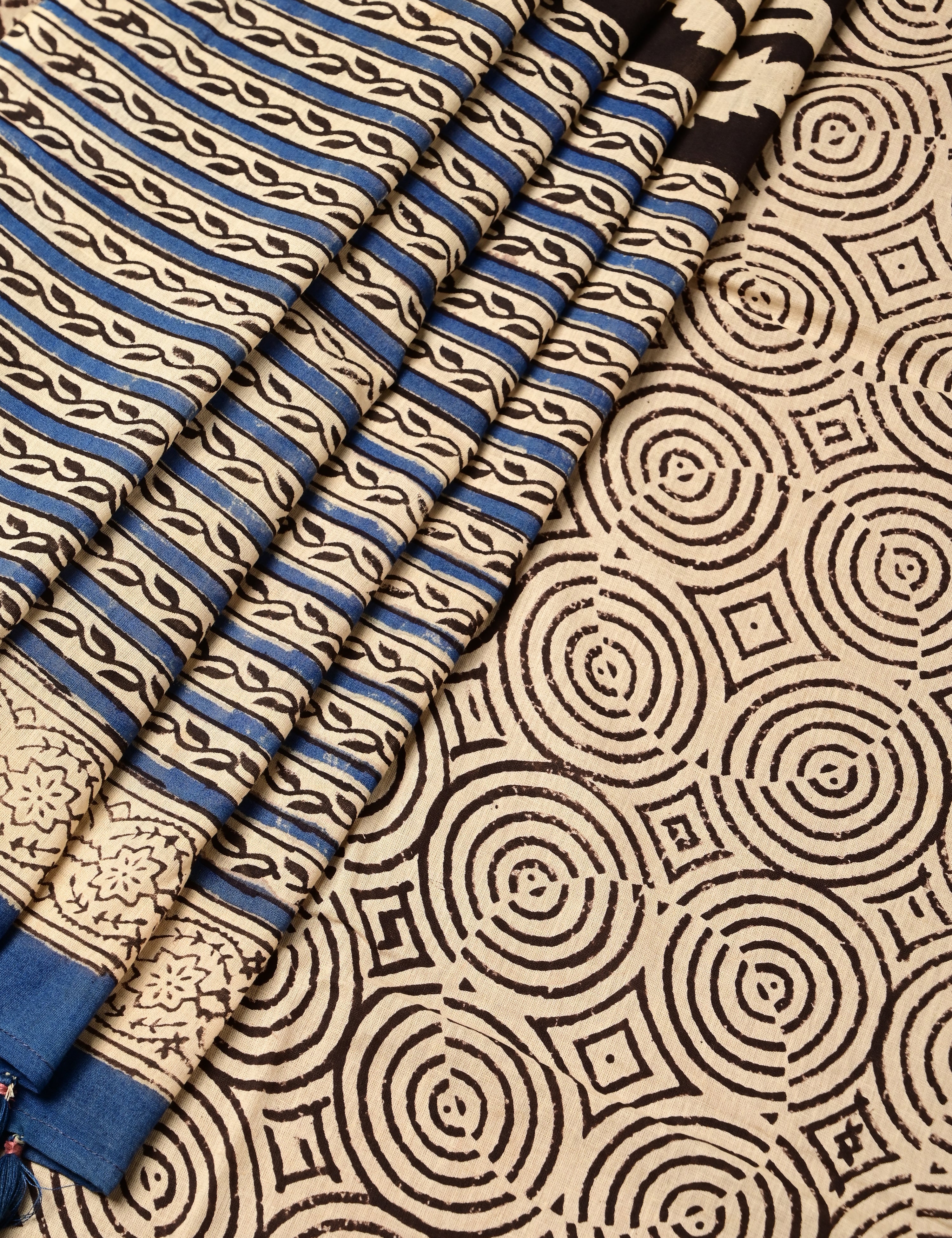 Nisarga Cream Bagru Saree