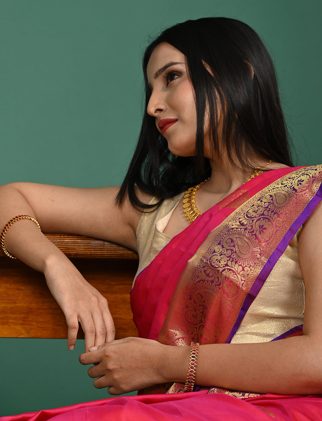 Shailee Fuchsia Kanjeevaram Saree