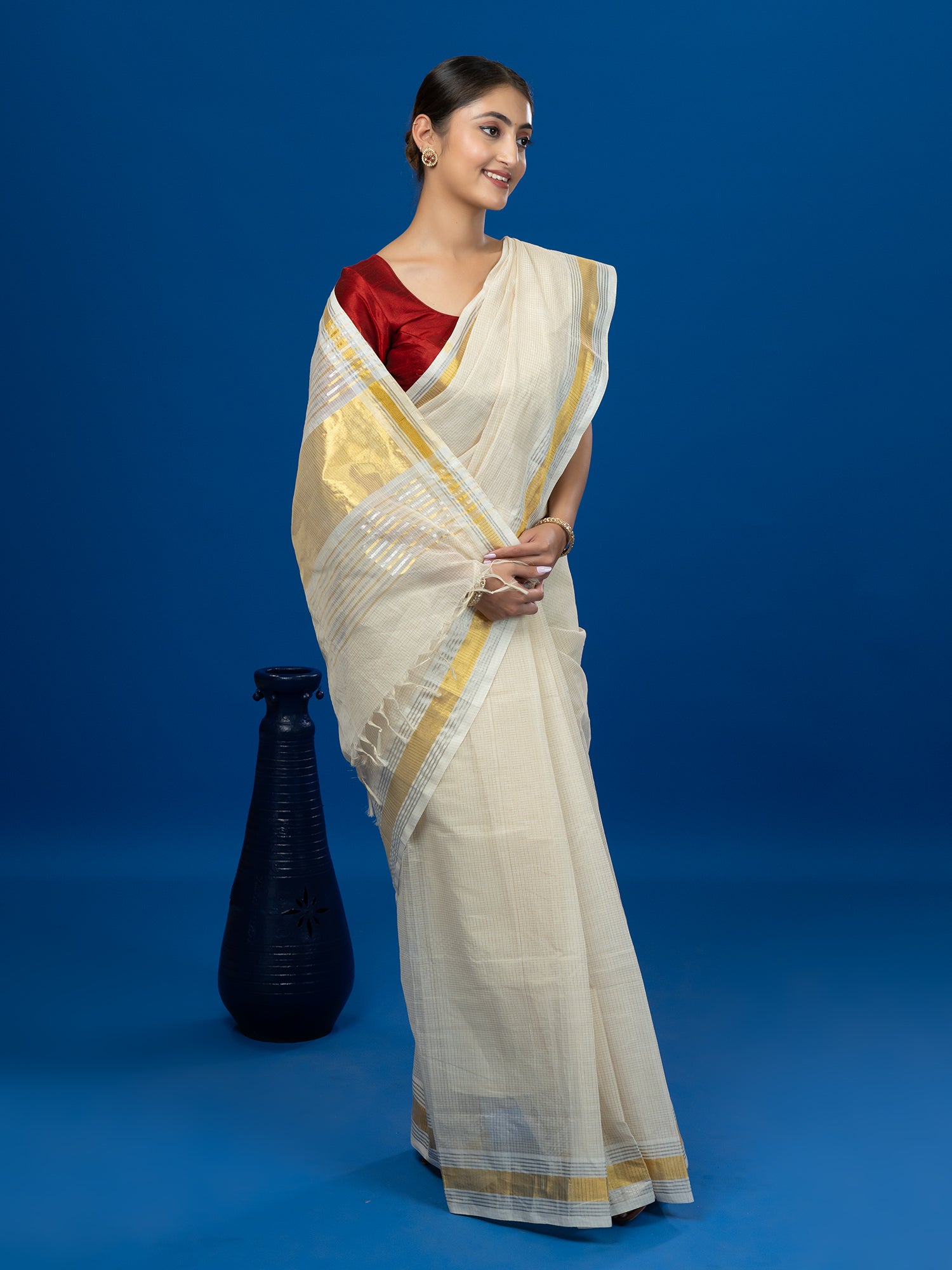 Nanu Kattam White Venkatagiri Saree