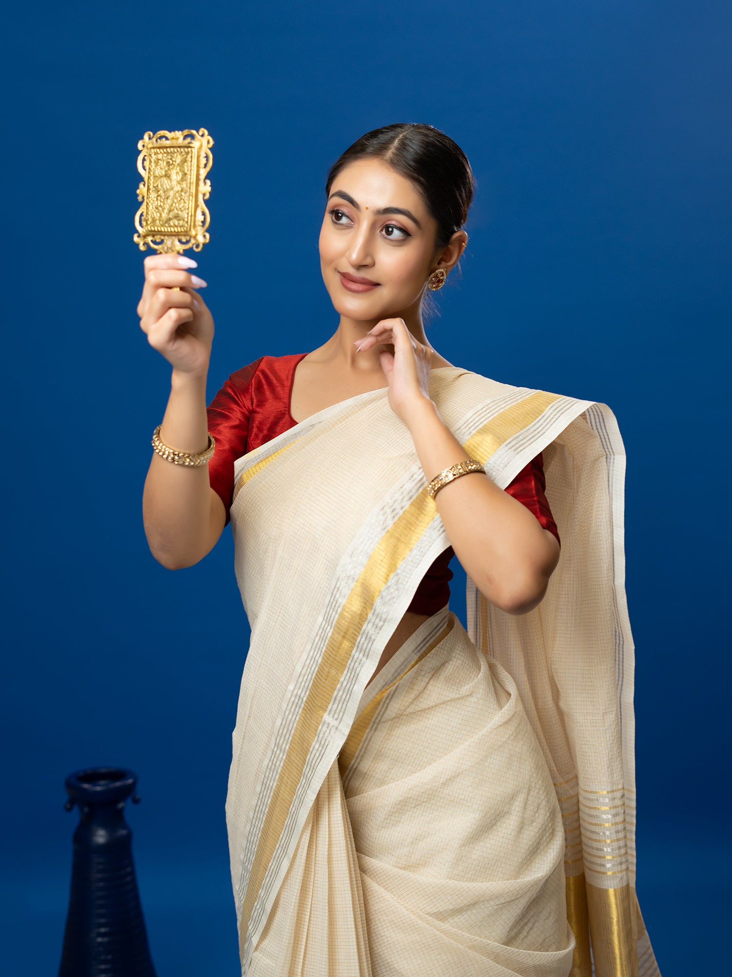 Nanu Kattam White Venkatagiri Saree