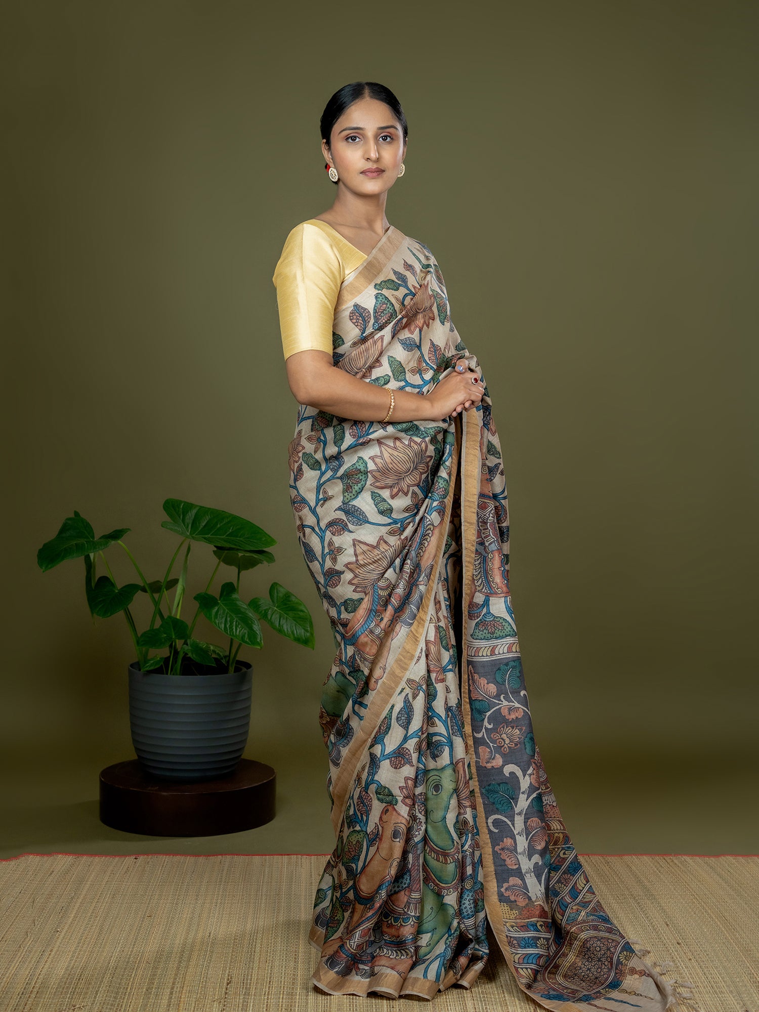 Manjari Off White Kalamkari Saree
