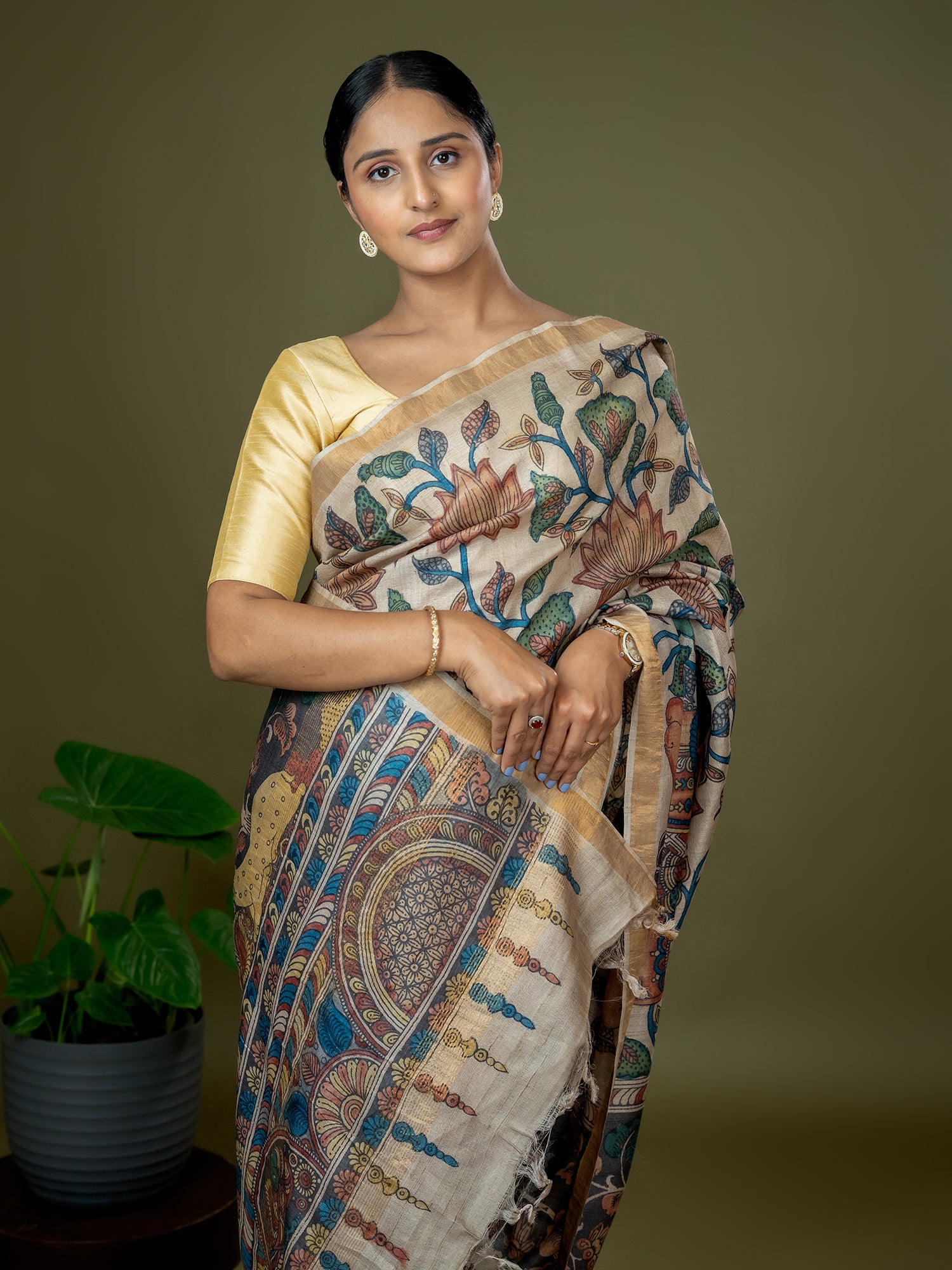 Manjari Off White Kalamkari Saree