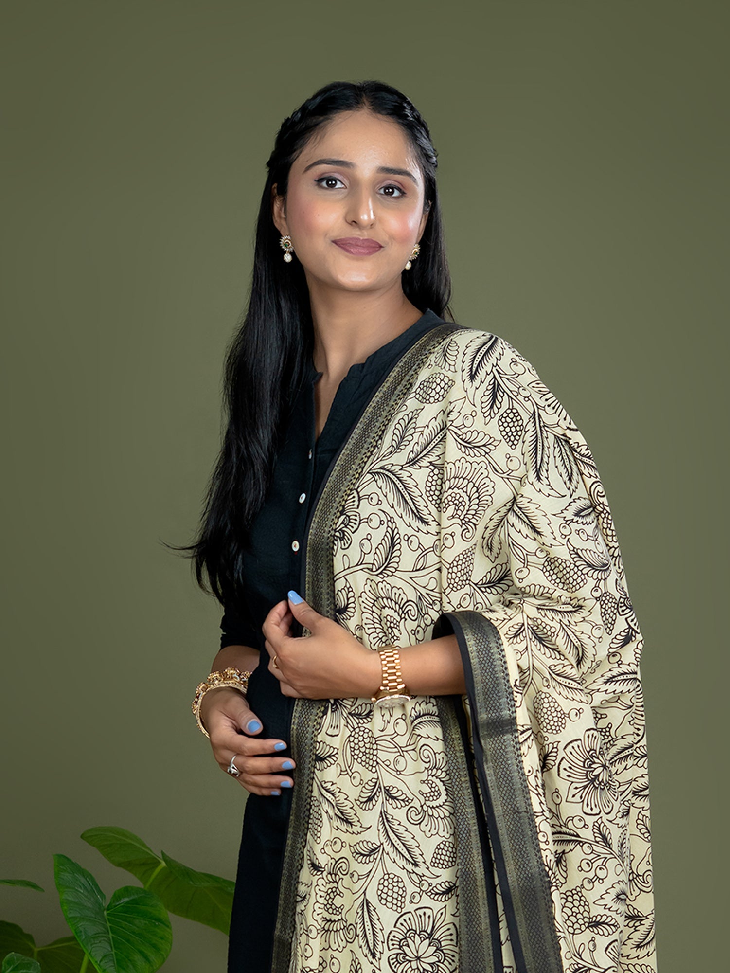 Lekhika Khaki Kalamkari Dupatta