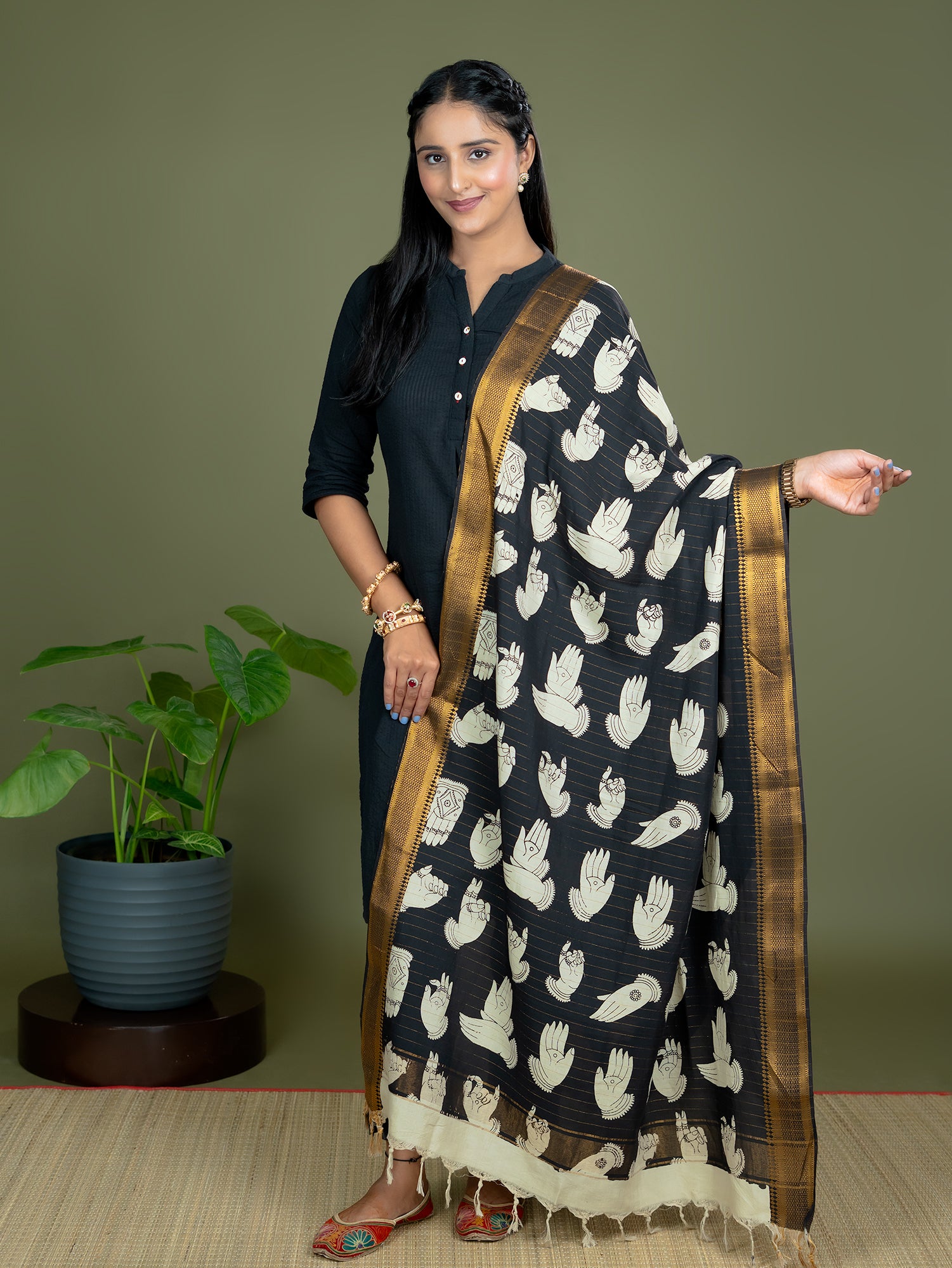Kalpa Beige Kalamkari Dupatta