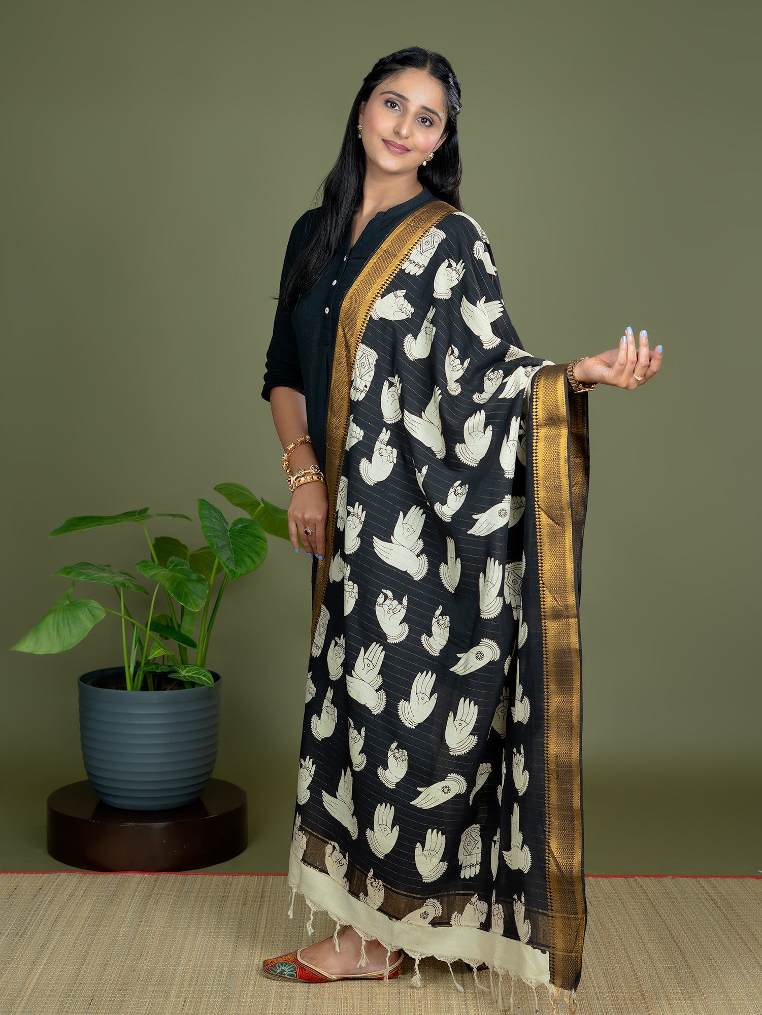 Kalpa Beige Kalamkari Dupatta